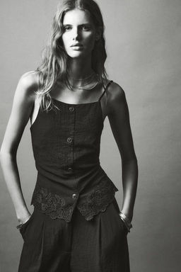 EMBROIDERED HEM CULOTTE TROUSERS - Zara фото 2