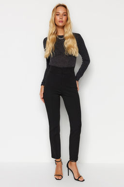 TRENDYOLMILLA Lacivert Toparlay?c? Yuksek Bel Nervurlu Beli Lastikli Slim Fit Kal?n Orme Pantolon TWOAW24PL00114