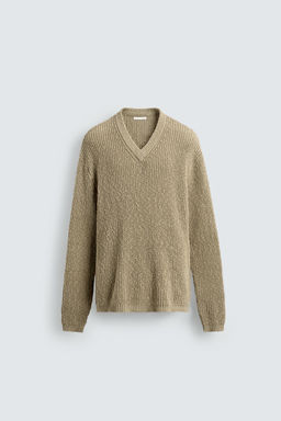 IRREGULAR TEXTURED V-NECK JUMPER - Zara фото 15
