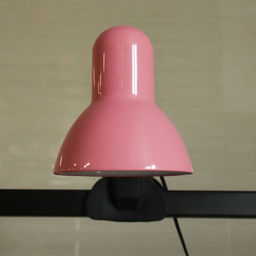 Светильник настольный на прищепке розовый / 108BXIAO-5 / Ex27 /уп 70/ - Галеонтрейд фото 4