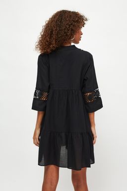 TRENDYOLMILLA Siyah Dokuma %100 Pamuk Dantelli Mini Plaj Elbisesi TBESS20EL0854  фото 9