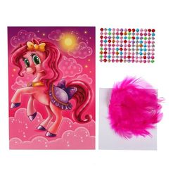 Набор для творчества. Аппликация перьями и стразами Пони 14,8 х 21 см+ бантик - Школа талантов фото 3