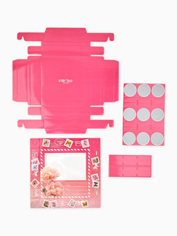 Цена за 5 шт. Коробка под 9 конфет со скретч-слоем «Послание», 14.5×14.5×3.5 см