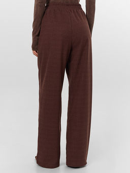 Брюки женские коричневые в клетку - Mark formelle фото 4