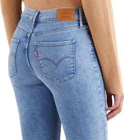 Джинсы женские