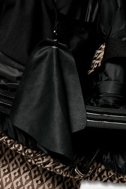 WATER-RESISTANT WINDPROOF DOWN JACKET RECCO® TECHNOLOGY SKI COLLECTION, CHARACTERISTICS - Zara фото 14