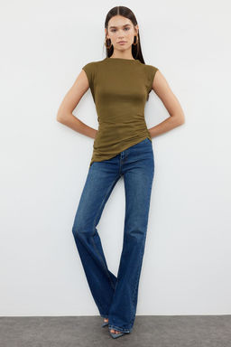 Haki Dik Yaka Buzgu/Drape Detayl? Fitted/Vucuda Oturan Asimetrik Orme Bluz TWOSS24BZ00534