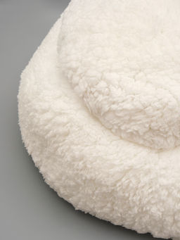 Лежанка для собак и кошек Уют, мягкий мех, 50 х 42 х 11 см, молочная - Пижон фото 10