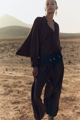 SATIN BLOUSE WITH CAPE SLEEVES - Zara фото 2