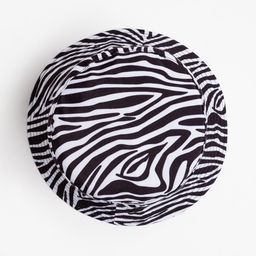 Панама женская MINAKU принт зебра, чёрная, белый, размер 56-58