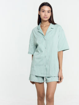 Комплект женский (жакет, шорты) зеленый в полоску - Mark formelle фото 5