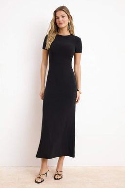 Siyah K?sa Kol Bodycone/Vucuda Oturan Bisiklet Yaka Esnek Orme Maxi Kalem Elbise TWOSS24EL00097