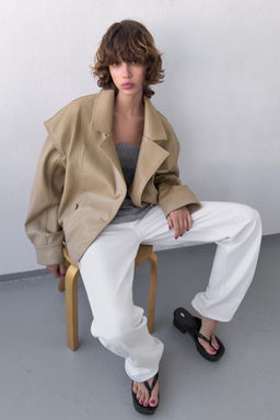 CHAQUETA BOMBER EFECTO PIEL / Piedra - Zara фото 4