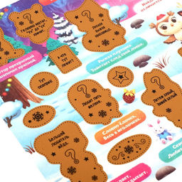 Цена за 2 шт. Книжка - панорамка Новый год в лесу, со скретч-слоем и многоразовыми наклейками