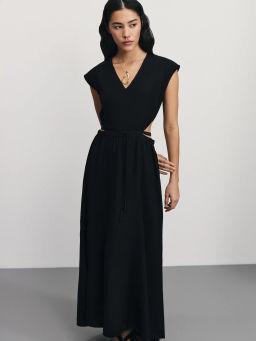 Платье миди из жатой вискозы / Zarina