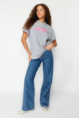 TRENDYOLMILLA Beyaz %100 Pamuk Bask?l? Oversize/Genis Kal?p Bisiklet Yaka Orme T-Shirt TWOSS24TS00066 фото 3