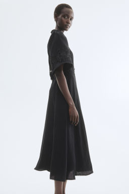 Vestido efecto arrugado con bordado ingl?s - H&m фото 4
