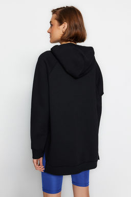 TRENDYOLMILLA Siyah Kapusonlu Oversize Sardonlu Orme Sweatshirt TWOAW23SW00439 фото 16