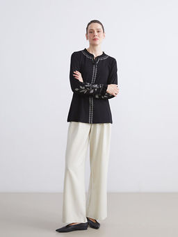 F?rf?rl? Ba?lamal? Yaka Desenli Bluz