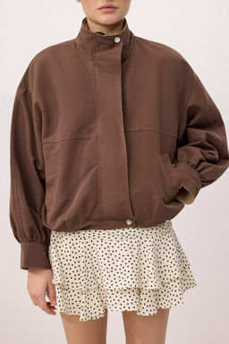 Bej Yakas? Kontrast Renk Detayl? Ince Ceket Mont TWOAW26MO00118 - Trendyolmilla фото 11