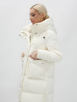 Пальто утепленное стеганное зимнее с капюшоном женское бежевого цвета 9602B - Mtforce фото 13