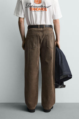 JEANS RELAXED FIT ACABADO EFECTO ENCERADO / Marr?n - Zara фото 3