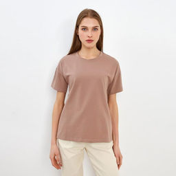 Футболка однотонная женская MINAKU: Basic line, коричневая, размер 42