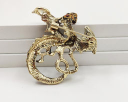 Брошь Золотого Дракона