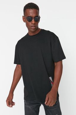 TRENDYOL MAN Siyah Oversize/Genis Kesim K?sa Kol Yaz? Bask?l? %100 Pamuklu T-Shirt TMNSS21TS1064 - Trendyolmilla фото 2