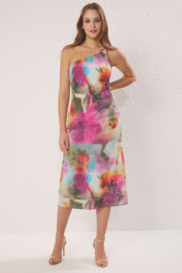 TRENDYOLMILLA Mavi Soyut Desenli Duz Kesim Pelerin Detayl? Maxi Astarl? Sifon Dokuma Elbise TWOSS25EL00014 фото 10