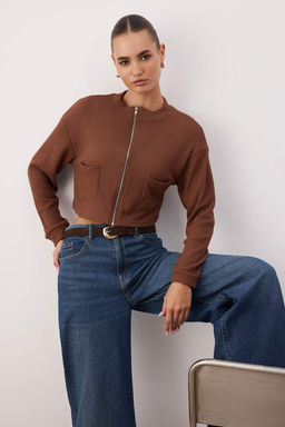 Kahverengi Fermuarl? Yaka Cep Detayl? Regular/Normal Kal?p Crop/K?sa Ceket TWOAW25CE00011