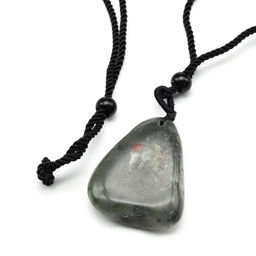 Кулон из яшмы галтовка на шнурке 23*33мм, 62см