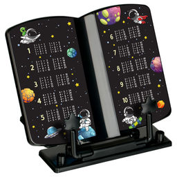 Подставка для книг СТАММ "Космонавты", 200*200мм, регулир. угол наклона (ПК-32109) черная с рисунком