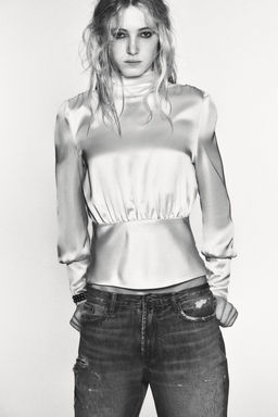 SATIN SHIRT WITH BOW DETAIL AT THE BACK