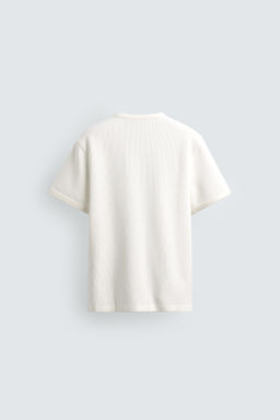 CAMISETA ESTRUCTURA CUELLO PANADERO / Blanco