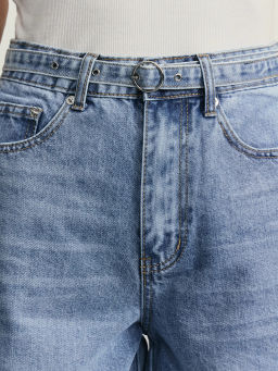 Джинсовые шорты А-силуэта с поясом / Zarina фото 6