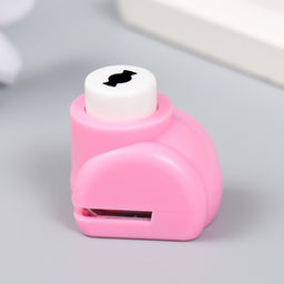 Набор для скрапбукинга «Средняя волна», ножницы фигурные 13.5 см+4 дырокола, d=1.2 см 11.2×18 см