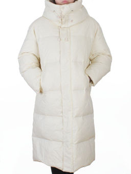 3063 MILK WHITE Пальто пуховое женское оверсайз (утиный пух)