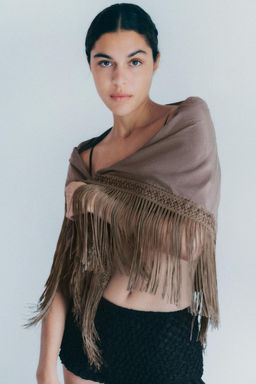 SCARF WITH VISCOSE AND FRINGING