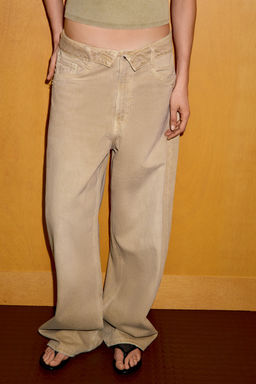 JEANS CINTURA DOBLADA TRF TIRO MEDIO / Tostado - Zara фото 10