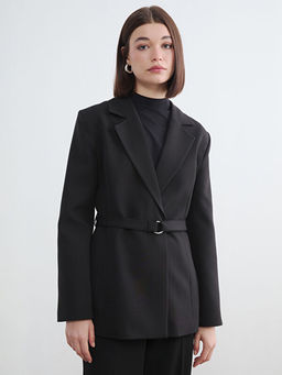 Beli Kemerli Kad?n Blazer Ceket