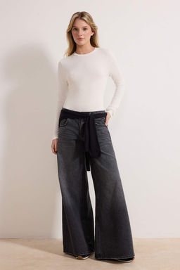 Siyah Bisiklet Yaka Slim/Vucuda Oturan Orme Body TWOAW25BD00014 - Trendyolmilla фото 6