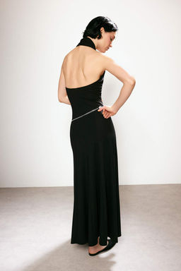 Trendyol Studio Collection Siyah Belden Ac?lan Kemerli Kolsuz Esnek Orme Elbise TWOSS26EL00391 - Trendyolmilla фото 7