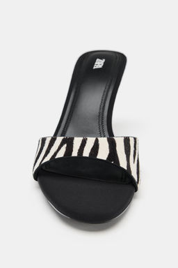 SANDALIA PIEL CON PELO ESTAMPADO / Multicolor - Zara фото 4