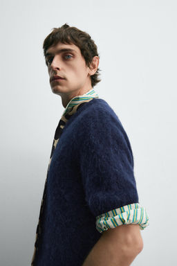 TEXTURED CARDIGAN HARRY LAMBERT FOR ZARA X DISNEY  фото 6