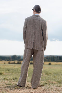 LIMITED EDITION CHECKED WOOL SUIT BLAZER - Zara фото 4