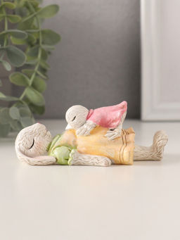 Фигурка полистоун Зайка и цыплёнок: здоровый сон, 11?5?4 см