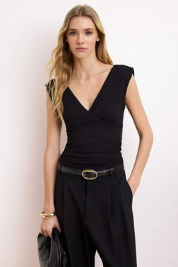 Siyah Fitted/Vucuda Oturan V Yaka Kolsuz Buzgulu Yumusak Orme Bluz TWOSS26BZ00093