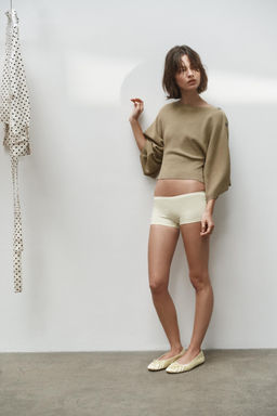 JERSEY PUNTO MANGA CAPA BOTONES / Beige claro