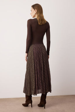 Haki-Kahverengi Ekoseli Astarl? Sifon K?r?s?k Efektli Maxi Asimetrik Etek TWOSS26ET00045